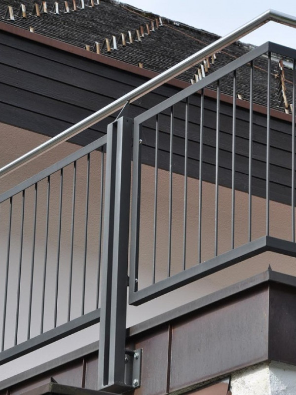 Ограждение лестницы в стиле лофт 2 на заказ Ограждение лестницы в стиле лофт 2